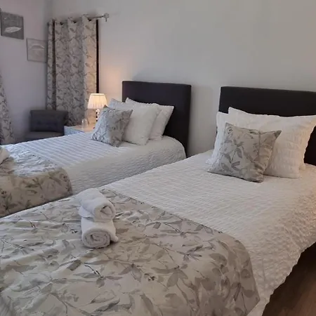 DOMAINE DES PIERRES PRECIEUSES - Demeure de Charme - Grand Standing - 15 pers - Spa - Massages - Détente et Bien-être - 30' Bordeaux *