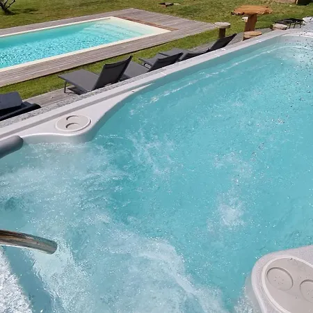 Domaine Des Pierres Precieuses - Sejour Signature A La Campagne - Chic & Charme - Grand Standing - Climatisation - 15 Pers - - Massages - Proche Bordeaux Vakantiehuis